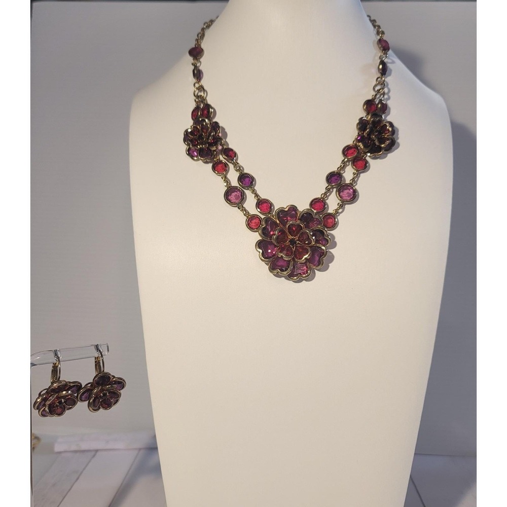 Vintage Gold Tone Ruby Red Flower Necklace Set Earrings Dangle Jewelry Gothic